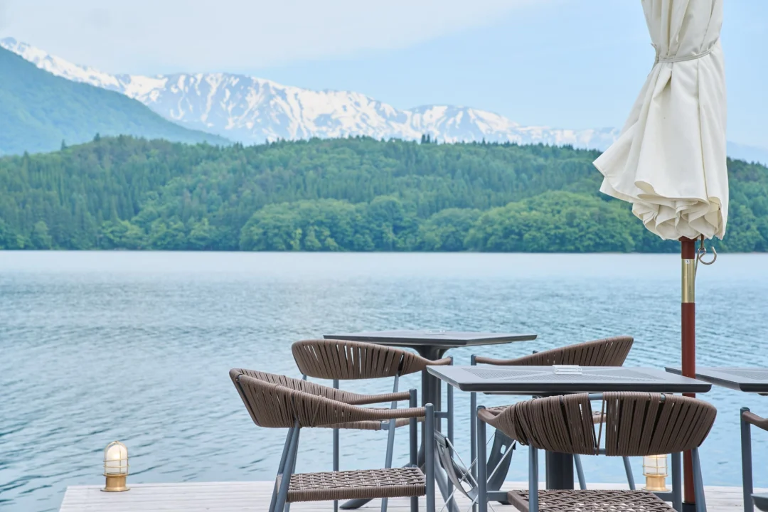 心癒されるオールデイ・カフェao LAKESIDE CAFE