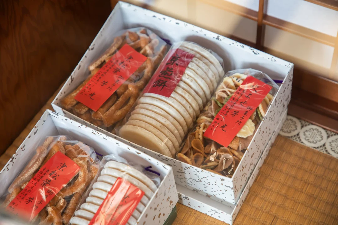とろけるわらび餅が看板の名古屋生菓子の銘店御菓子所 芳光・名古屋市