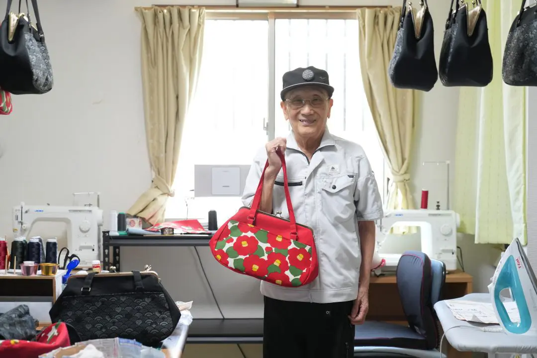 持ち前の職人魂で裁縫の腕がメキメキ上達 G3sewing工場長・斉藤勝さん