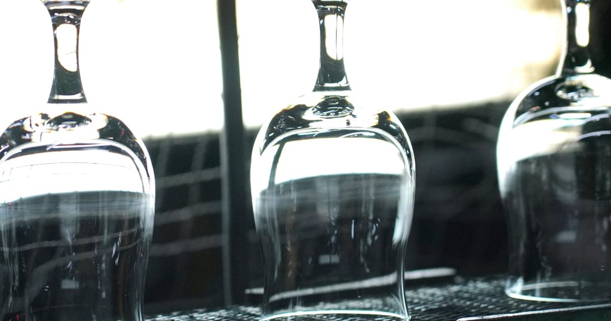 ガラス・器を追求する200年企業石塚硝子株式会社（愛知県岩倉市）