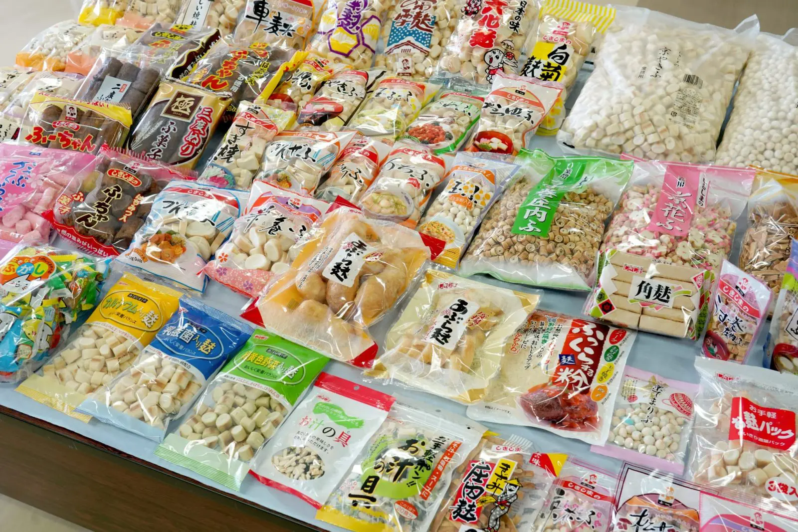 12.麩菓子様　オーダー 敷島産業】ふーちゃん4本(12袋入) : 駄菓子ワールド ヤフー店 - 通販