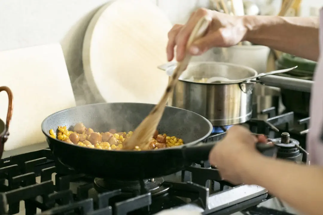 セール 焦げ目がつく フライパン